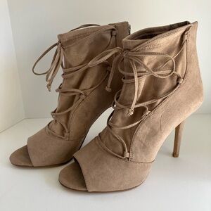 G.I.L.I. Karina Women’s Peep-toe Booties, 8.5 M, Camel, Faux Suede, 4” Heels